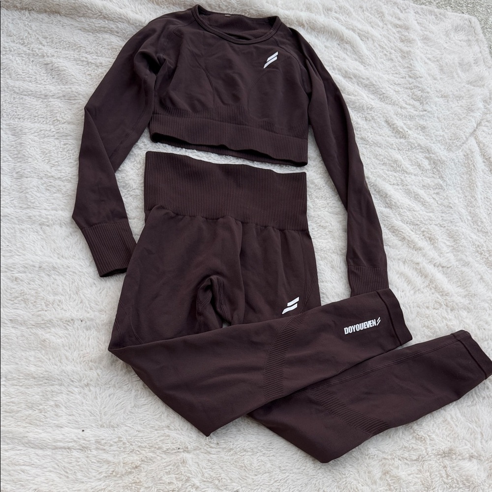 Fabletics Dark Brown Leggings Set